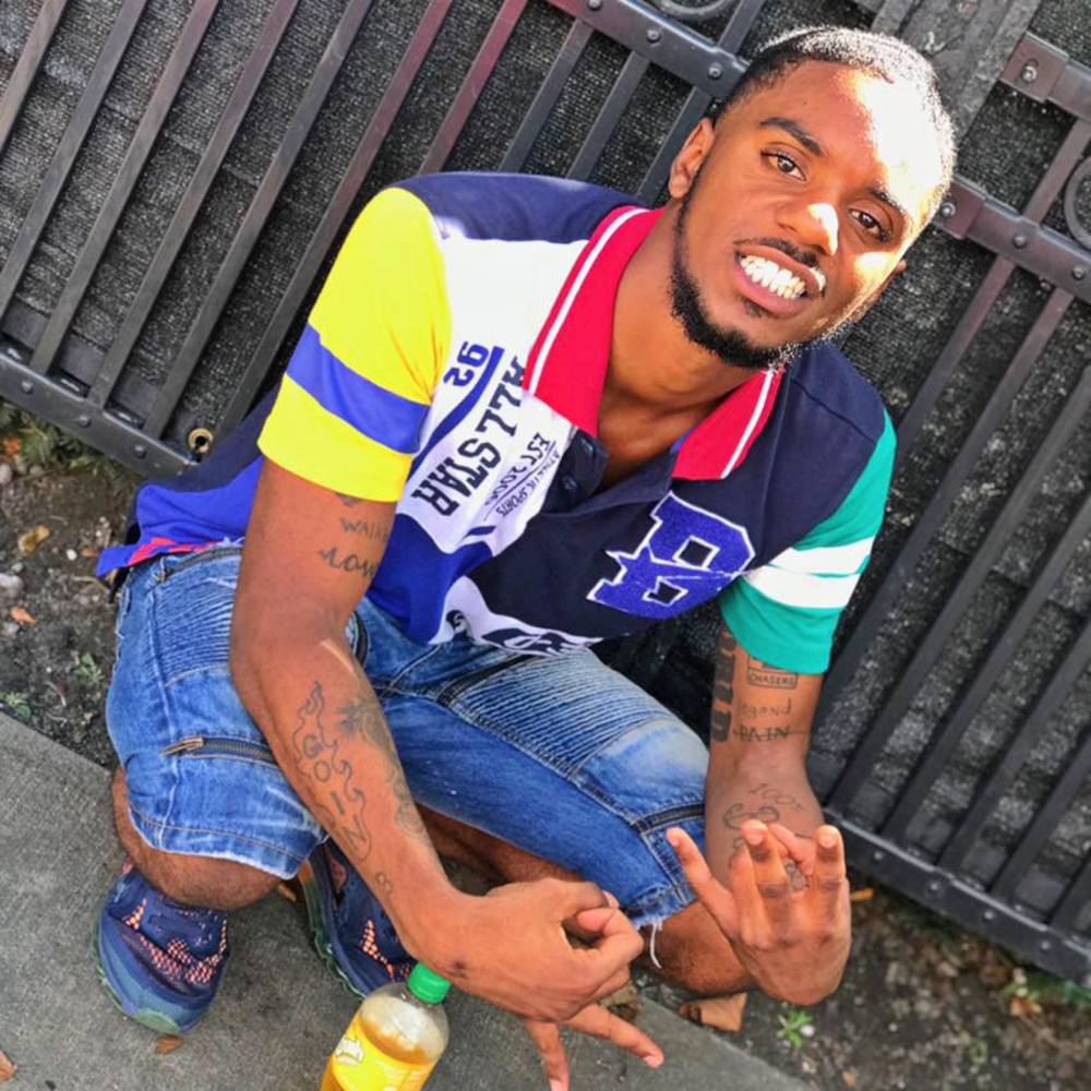 Meet your Posher, Tezegang